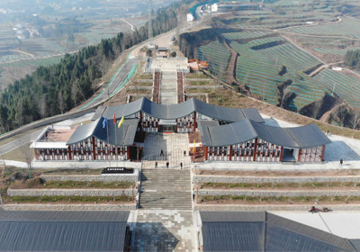 香港中南海集團(tuán)萬(wàn)畝椒園終落成